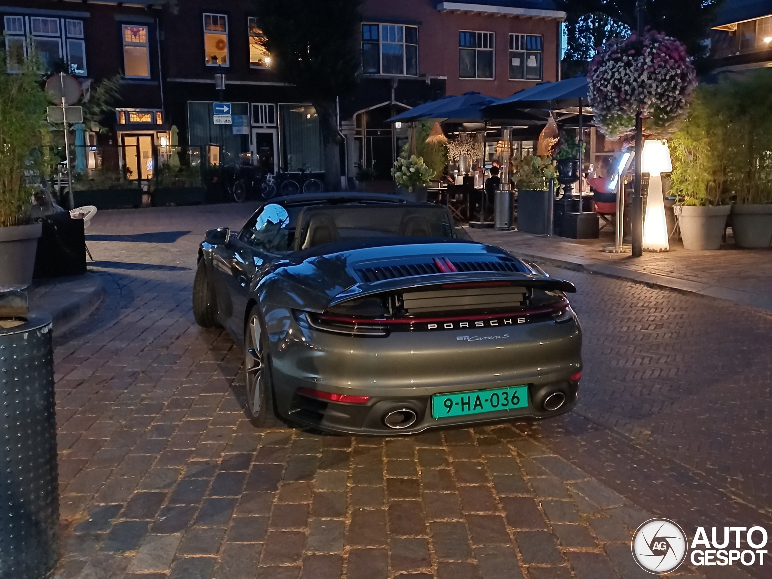 Porsche 992 Carrera S Cabriolet