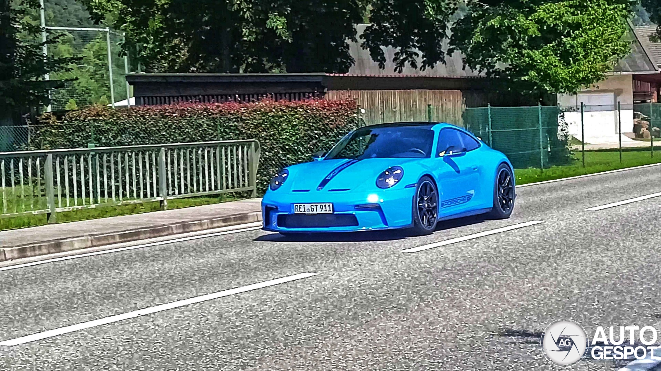 Porsche 992 GT3 Touring