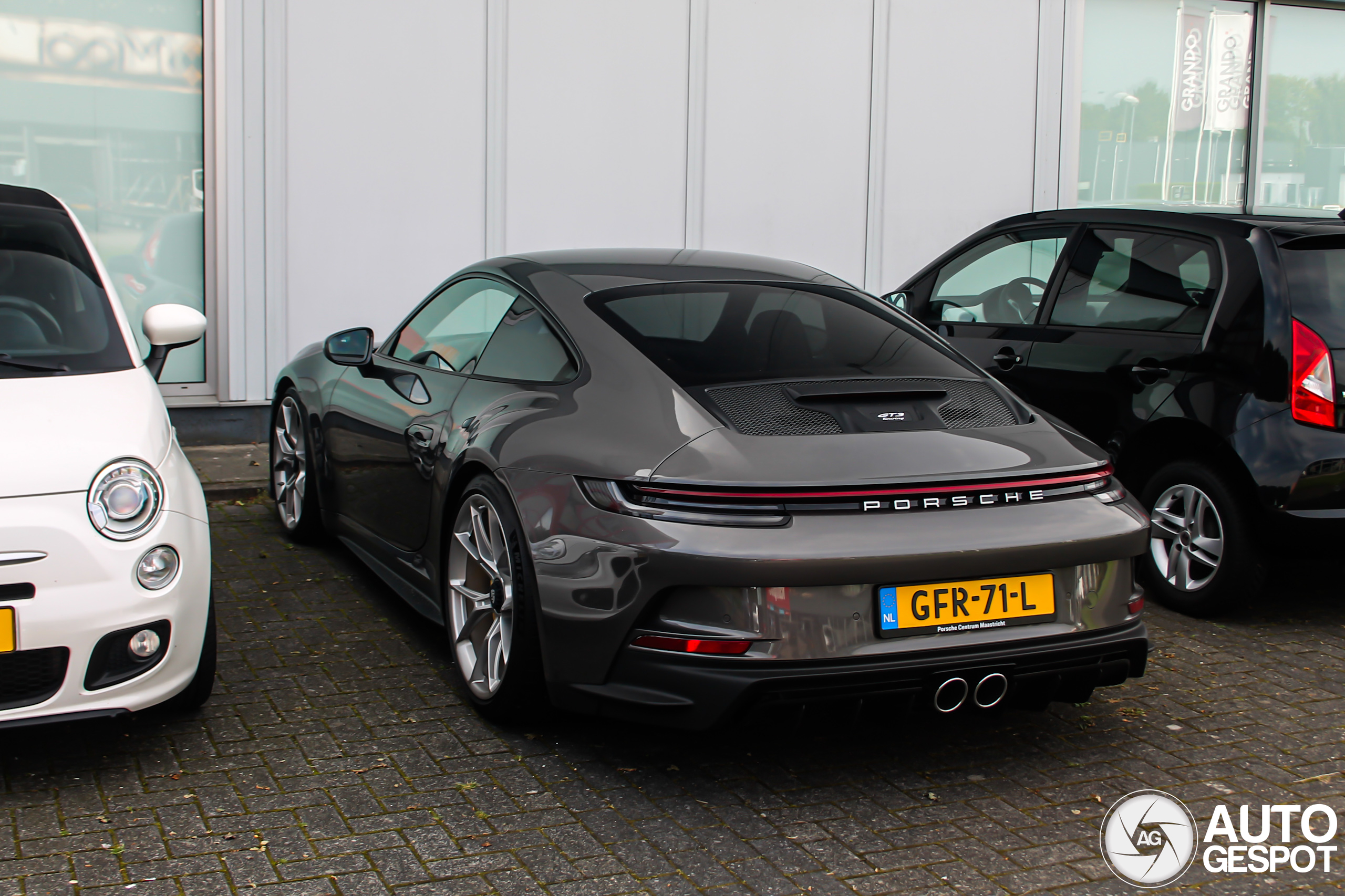 Porsche 992 GT3 Touring