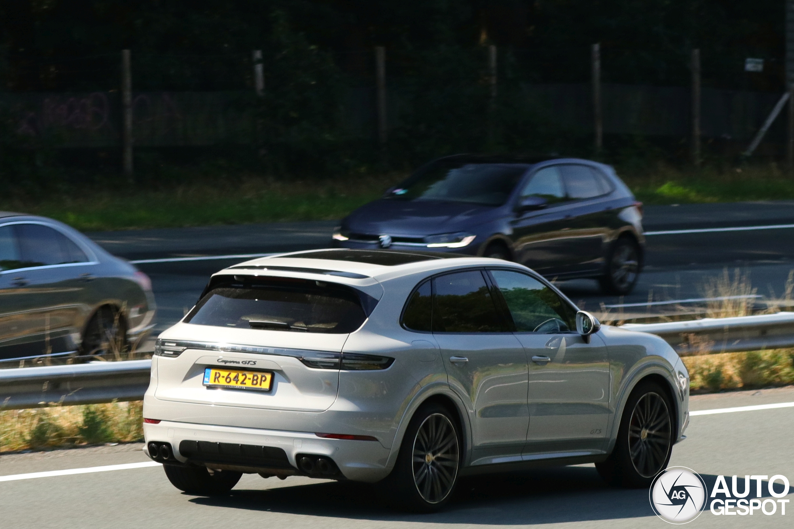 Porsche 9YA Cayenne GTS