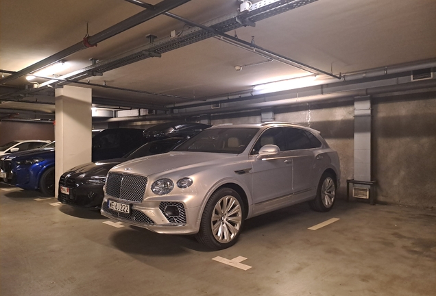 Bentley Bentayga V8 2021