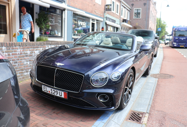 Bentley Continental GTC V8 2020