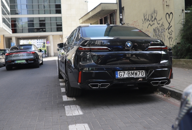 BMW M760e xDrive