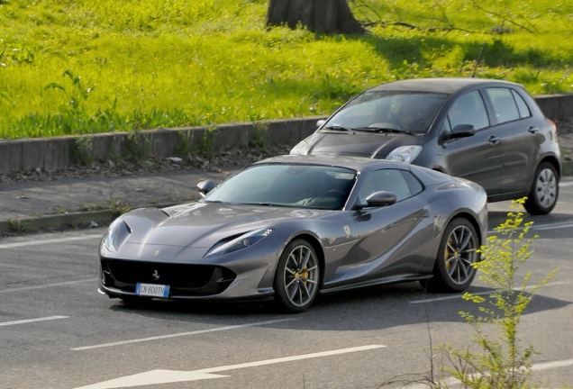 Ferrari 812 GTS