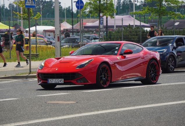 Ferrari F12berlinetta Novitec Rosso