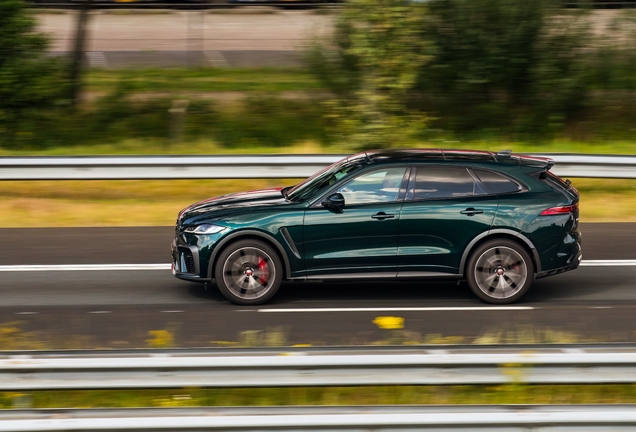 Jaguar F-PACE SVR 2021