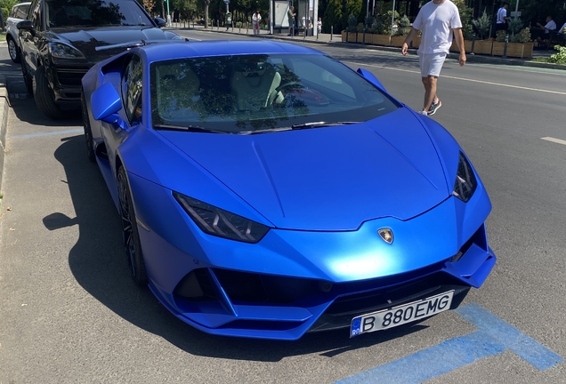 Lamborghini Huracán LP640-4 EVO