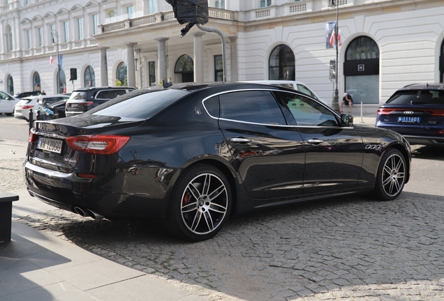 Maserati Quattroporte S Q4 2013