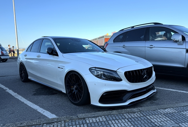 Mercedes-AMG C 63 S W205 2018