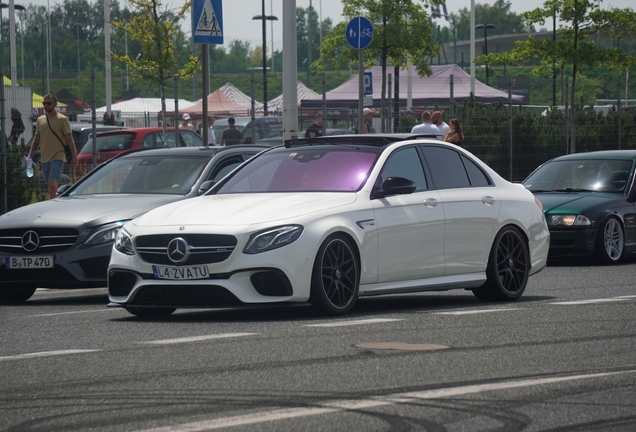 Mercedes-AMG E 63 S W213