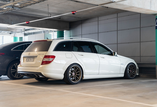 Mercedes-Benz C 63 AMG Estate