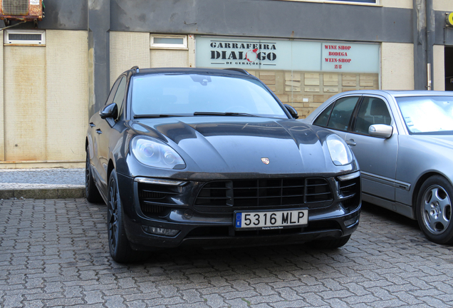 Porsche 95B Macan GTS