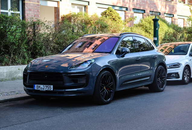 Porsche 95B Macan GTS MkIII