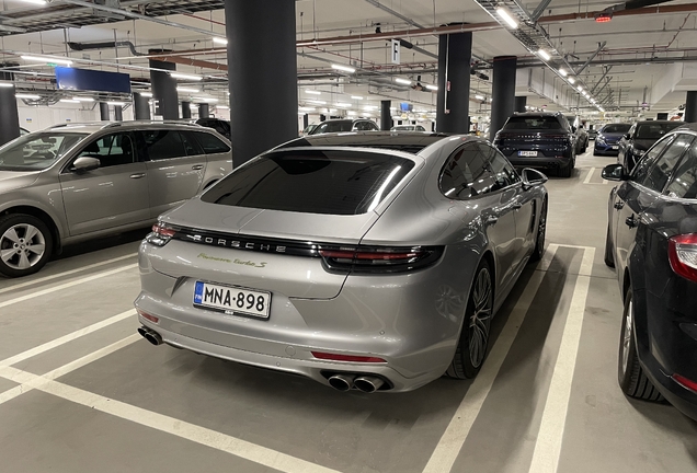 Porsche 971 Panamera Turbo S E-Hybrid