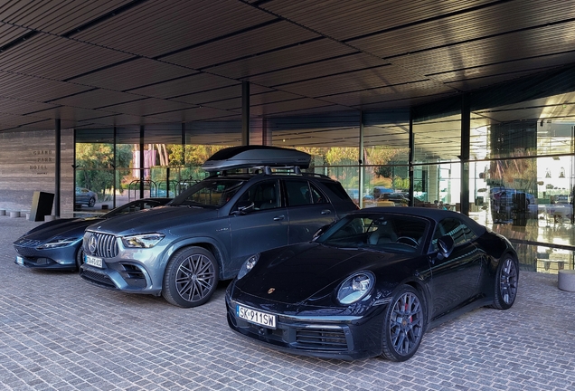 Porsche 992 Carrera 4S Cabriolet