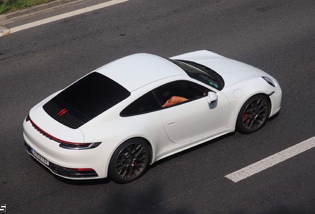 Porsche 992 Carrera S