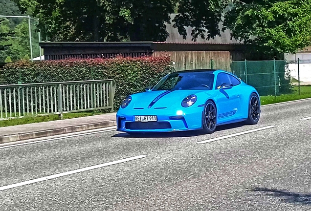 Porsche 992 GT3 Touring