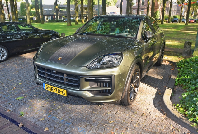 Porsche Cayenne Coupé Turbo E-Hybrid