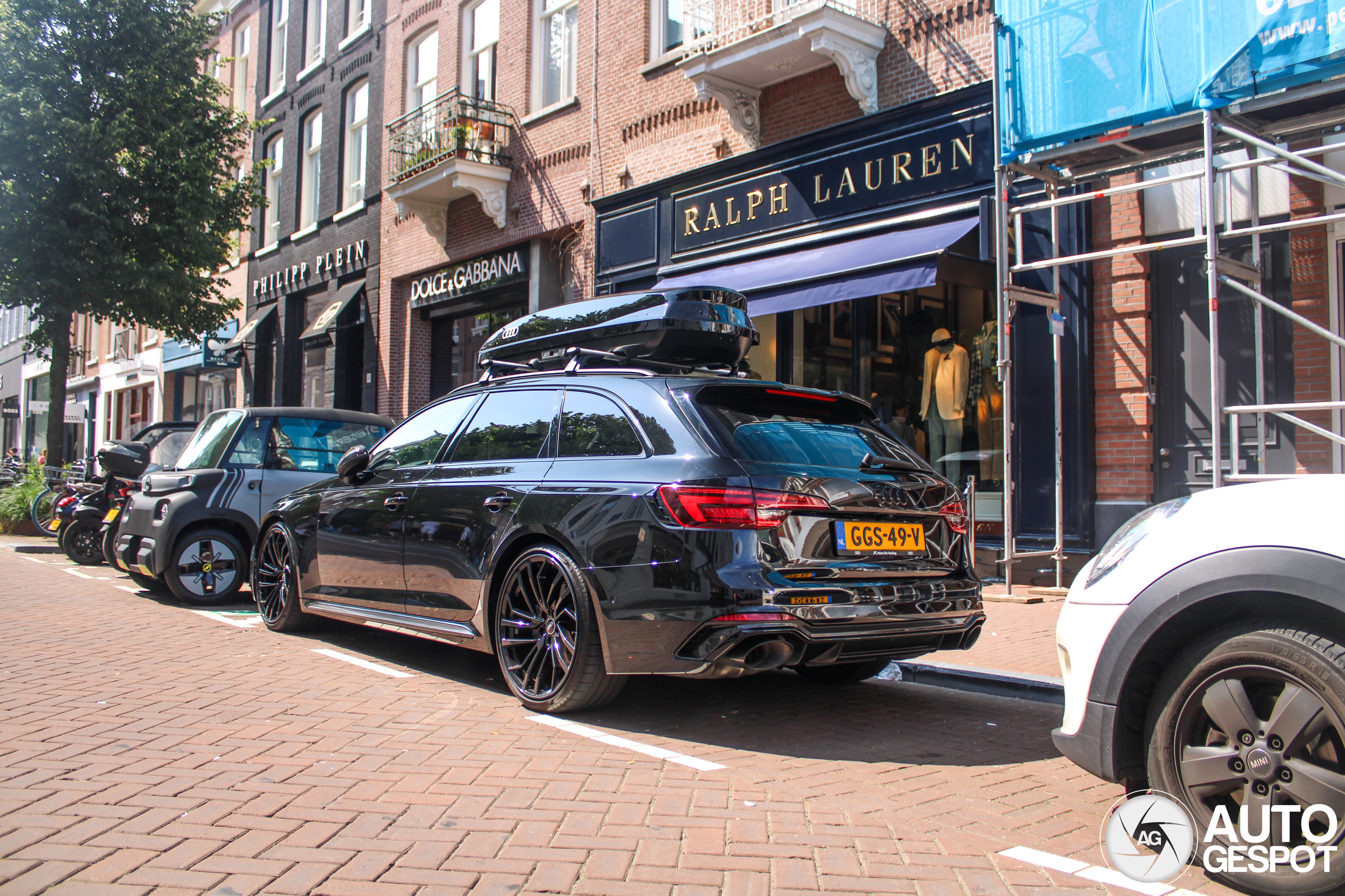 Audi RS4 Avant B9