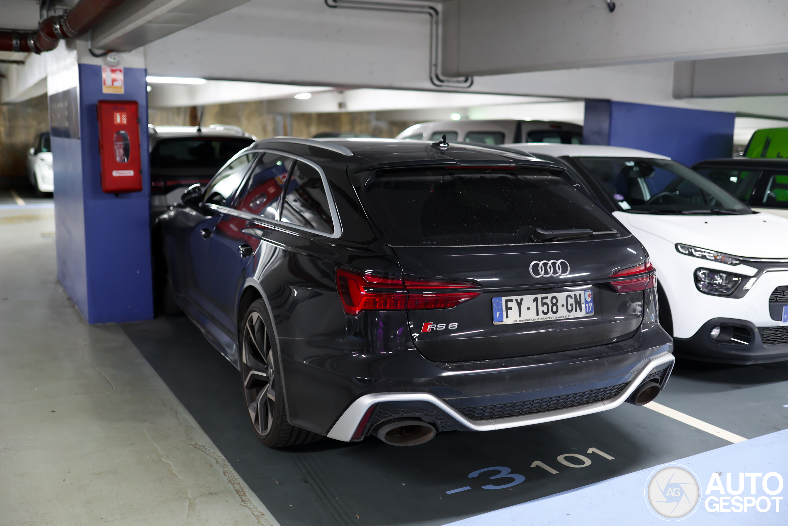 Audi RS6 Avant C8