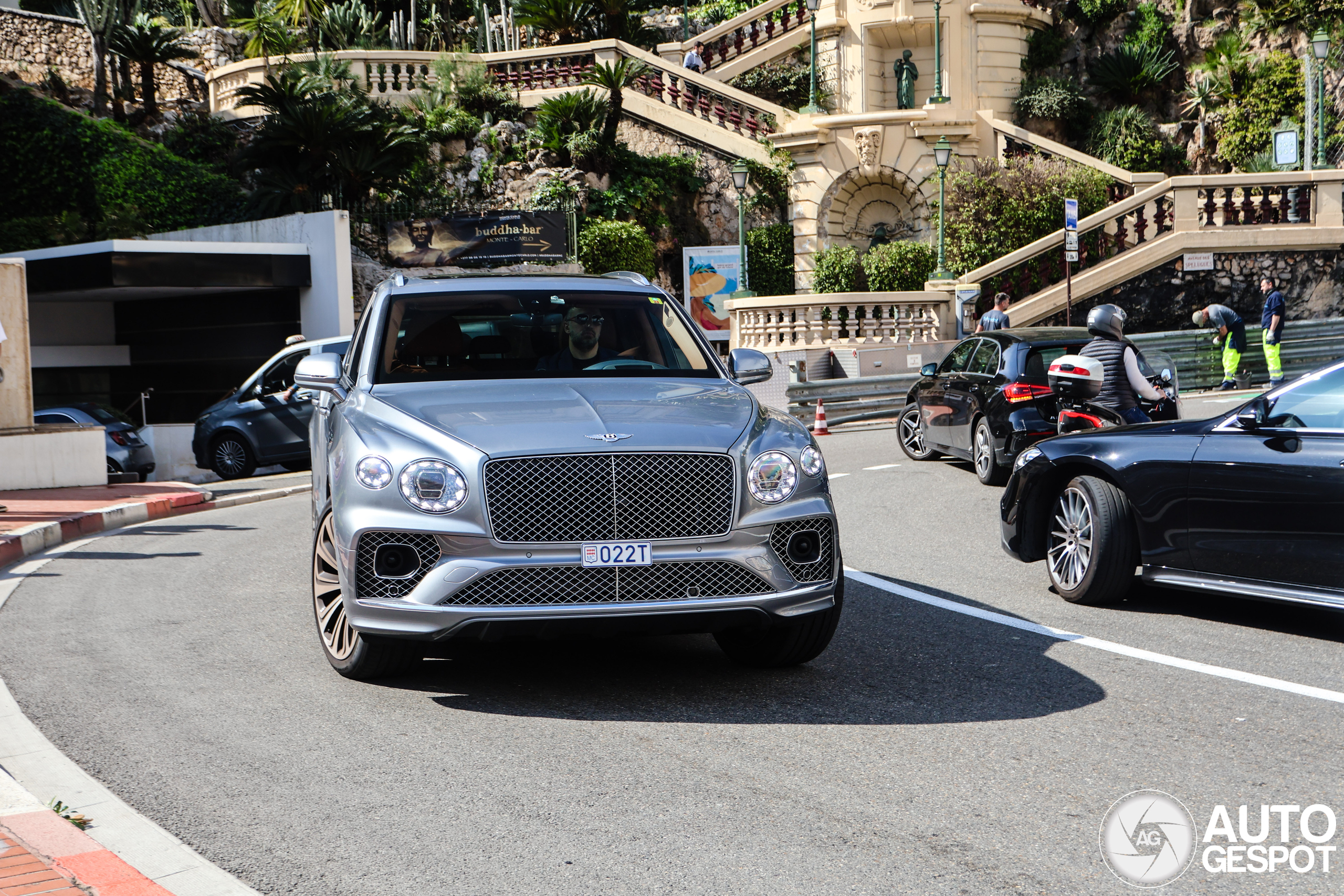 Bentley Bentayga Hybrid 2021