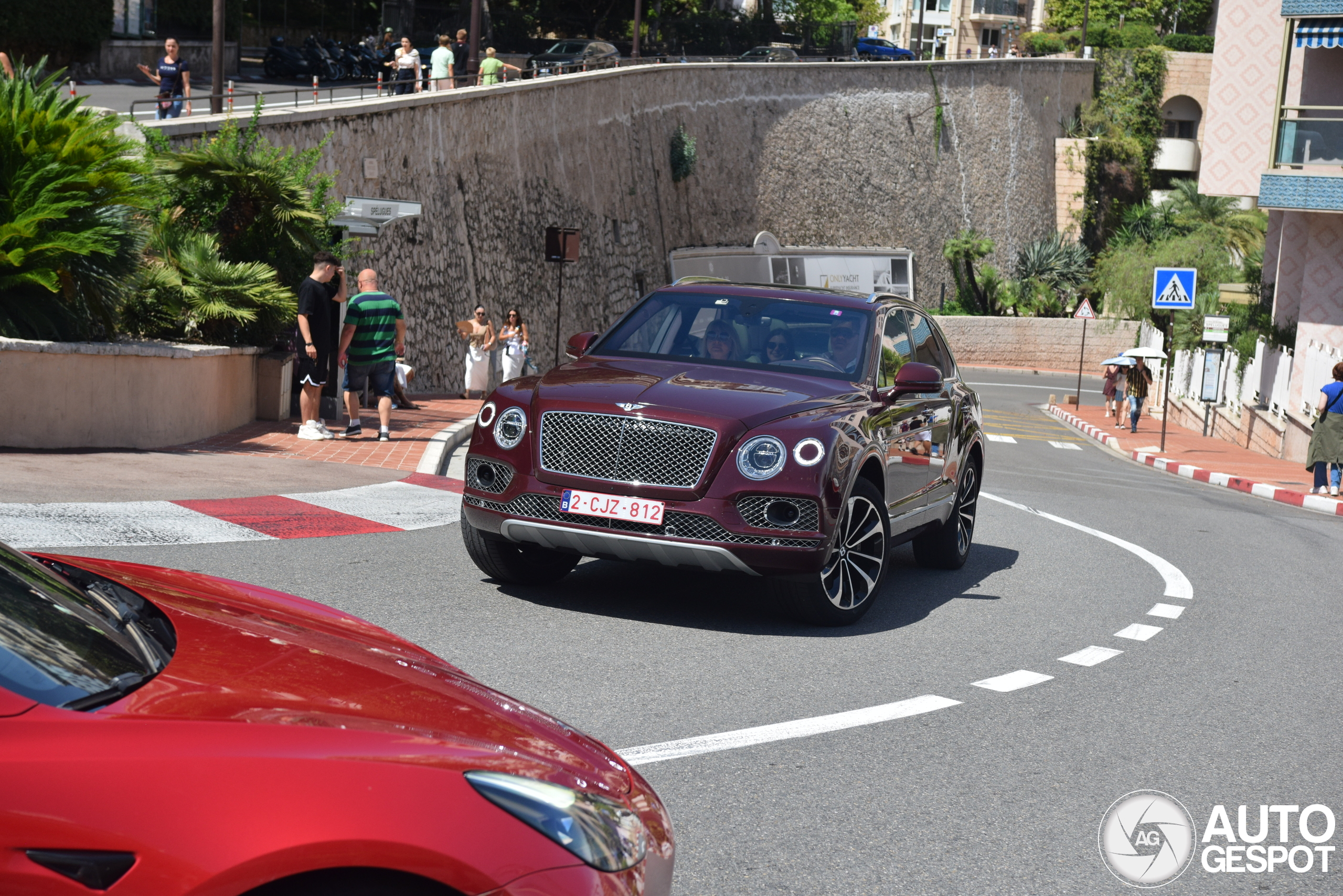 Bentley Bentayga V8