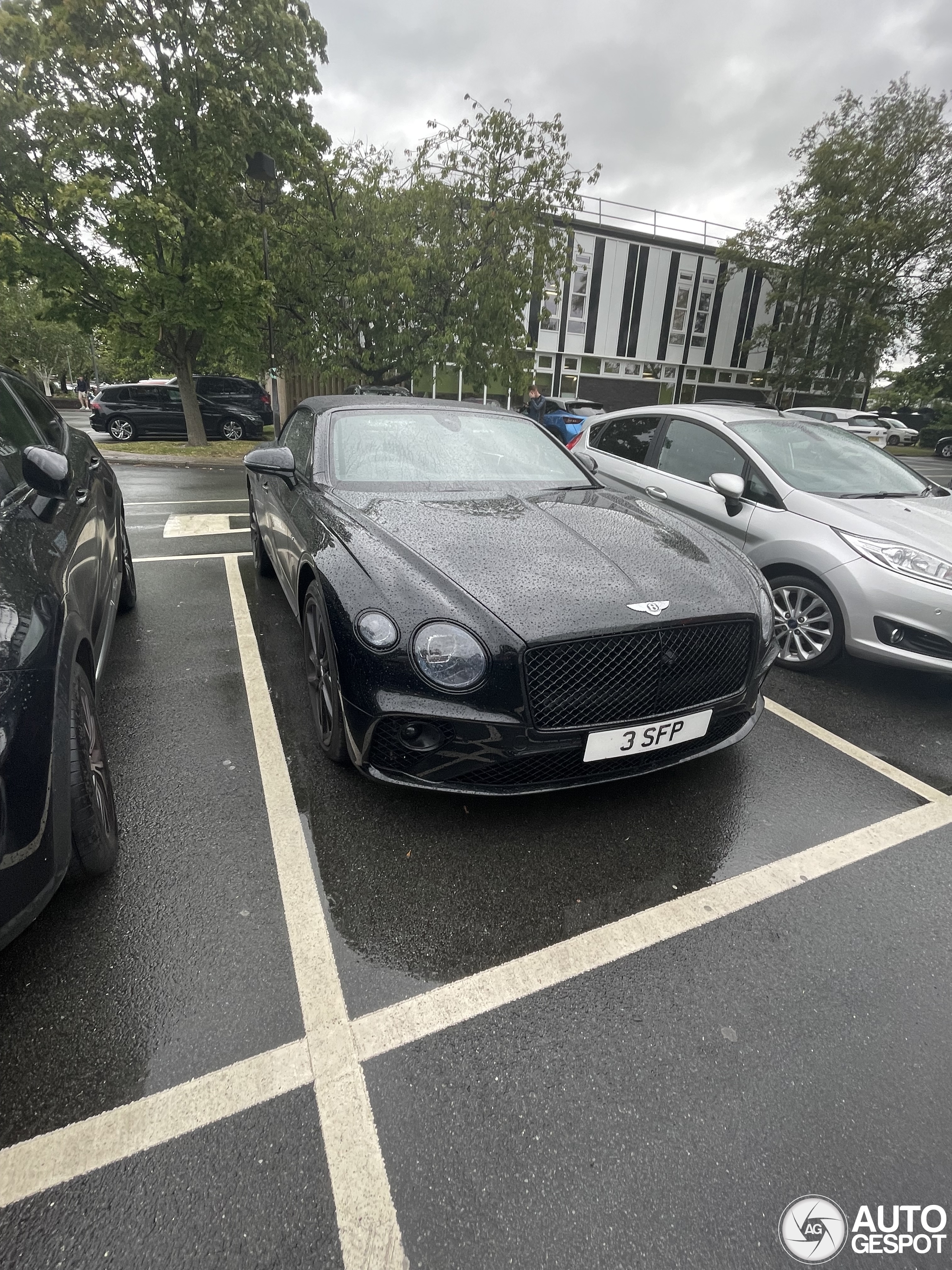 Bentley Continental GTC V8 2020