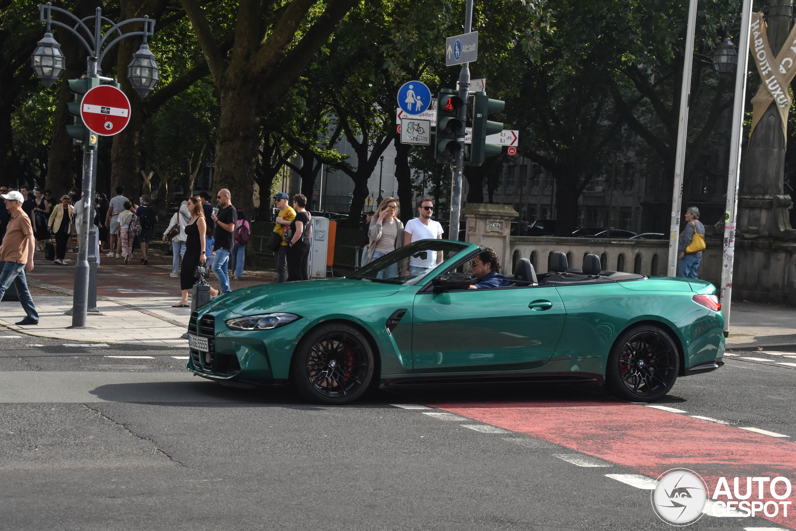 BMW M4 G83 Convertible Competition