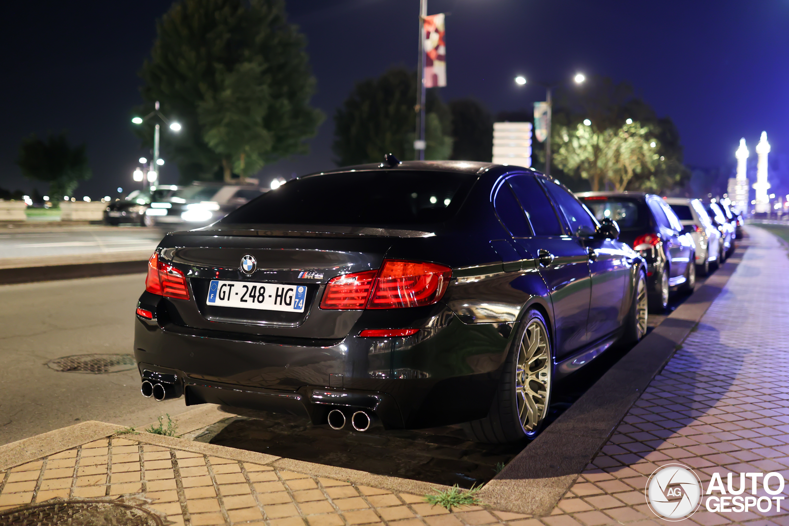 BMW M5 F10 2011