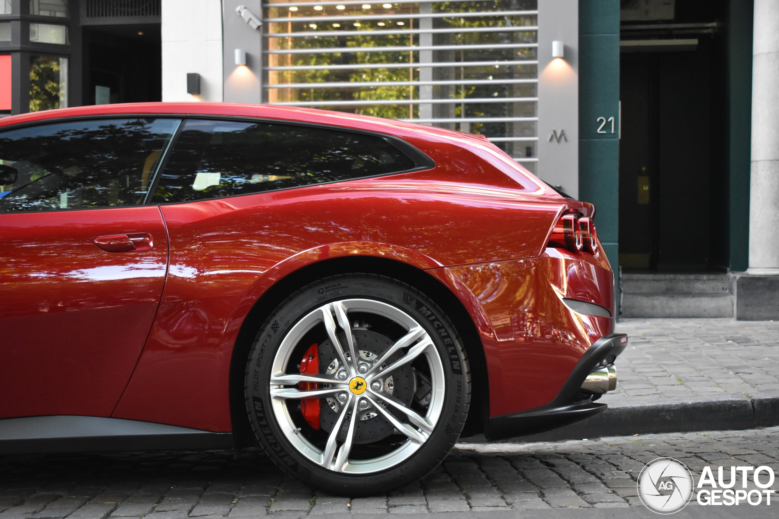 Ferrari GTC4Lusso