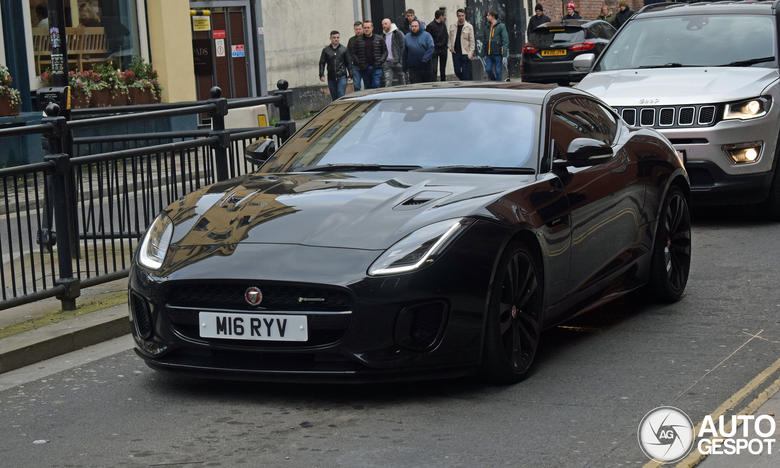 Jaguar F-TYPE P380 Coupé