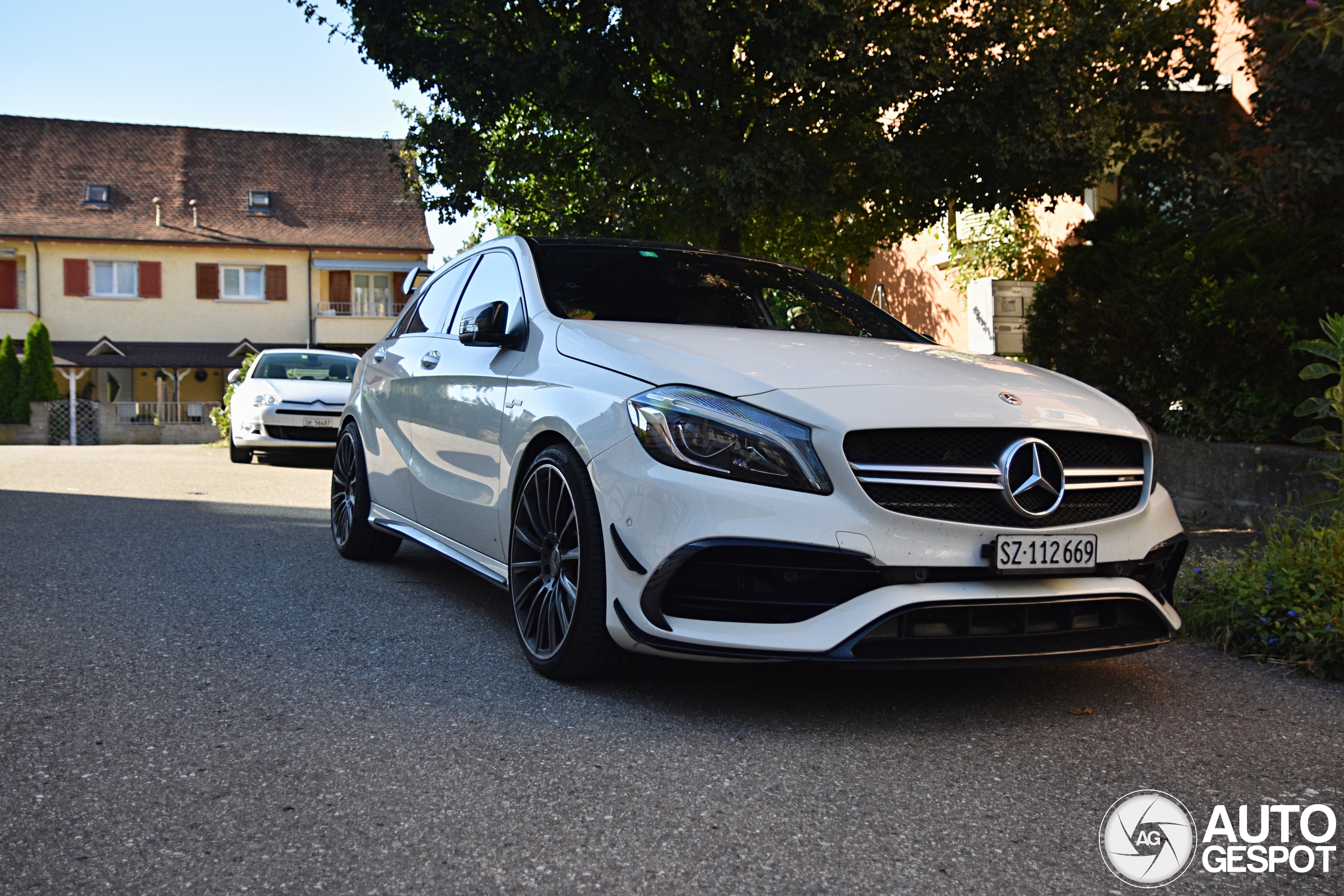 Mercedes-AMG A 45 W176 2015