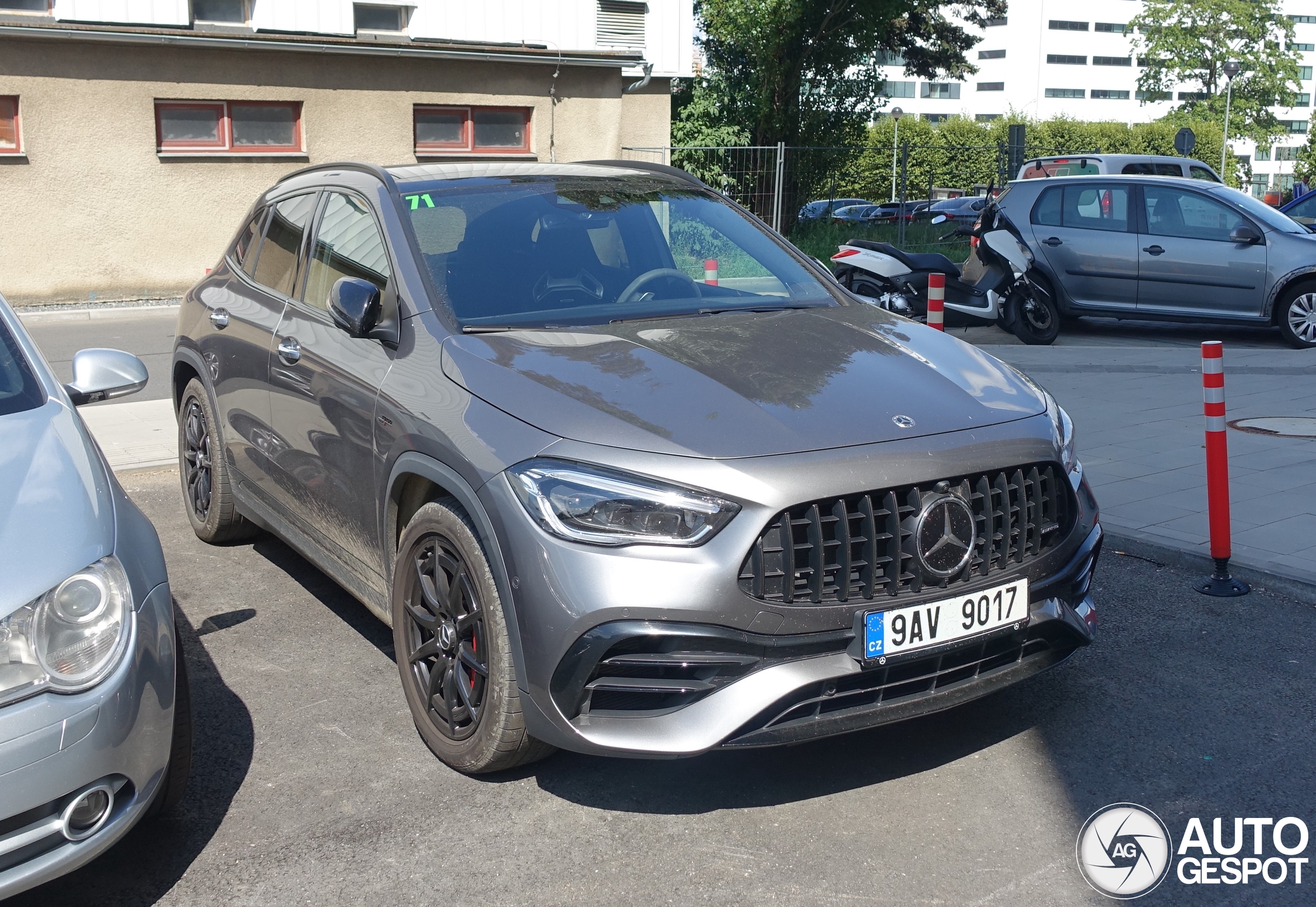 Mercedes-AMG GLA 45 4MATIC+ H247