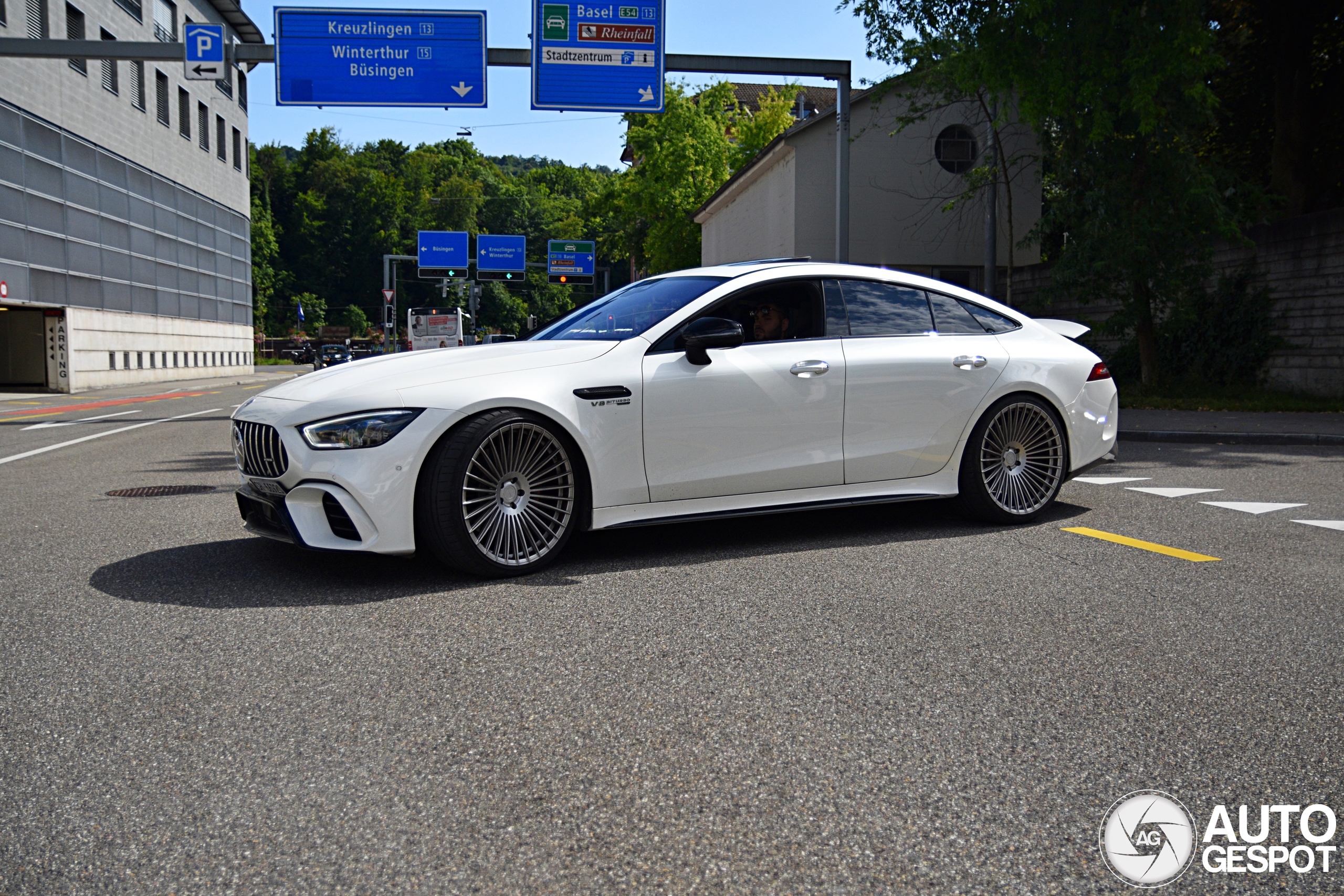 Mercedes-AMG GT 63 S X290