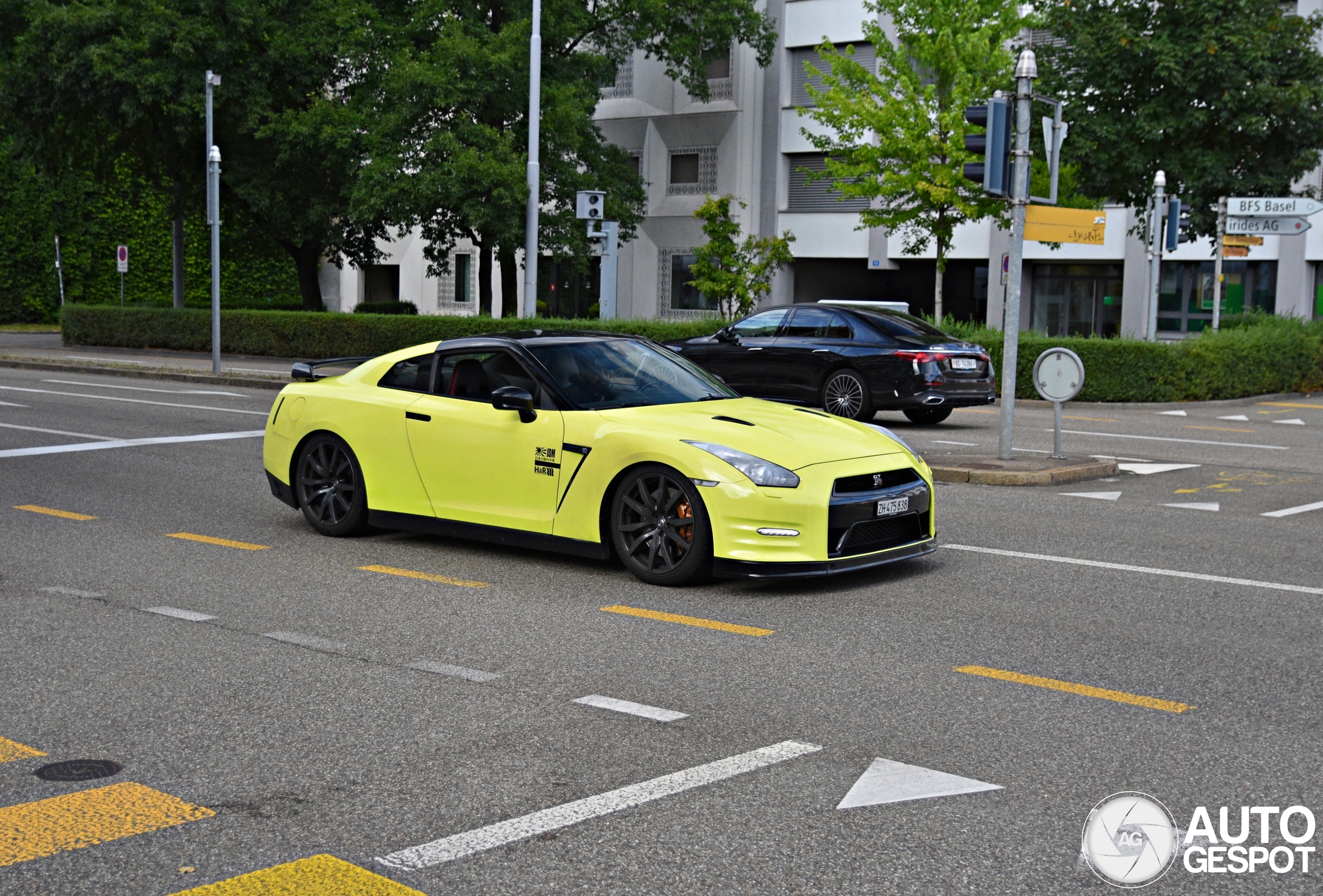 Nissan GT-R 2011