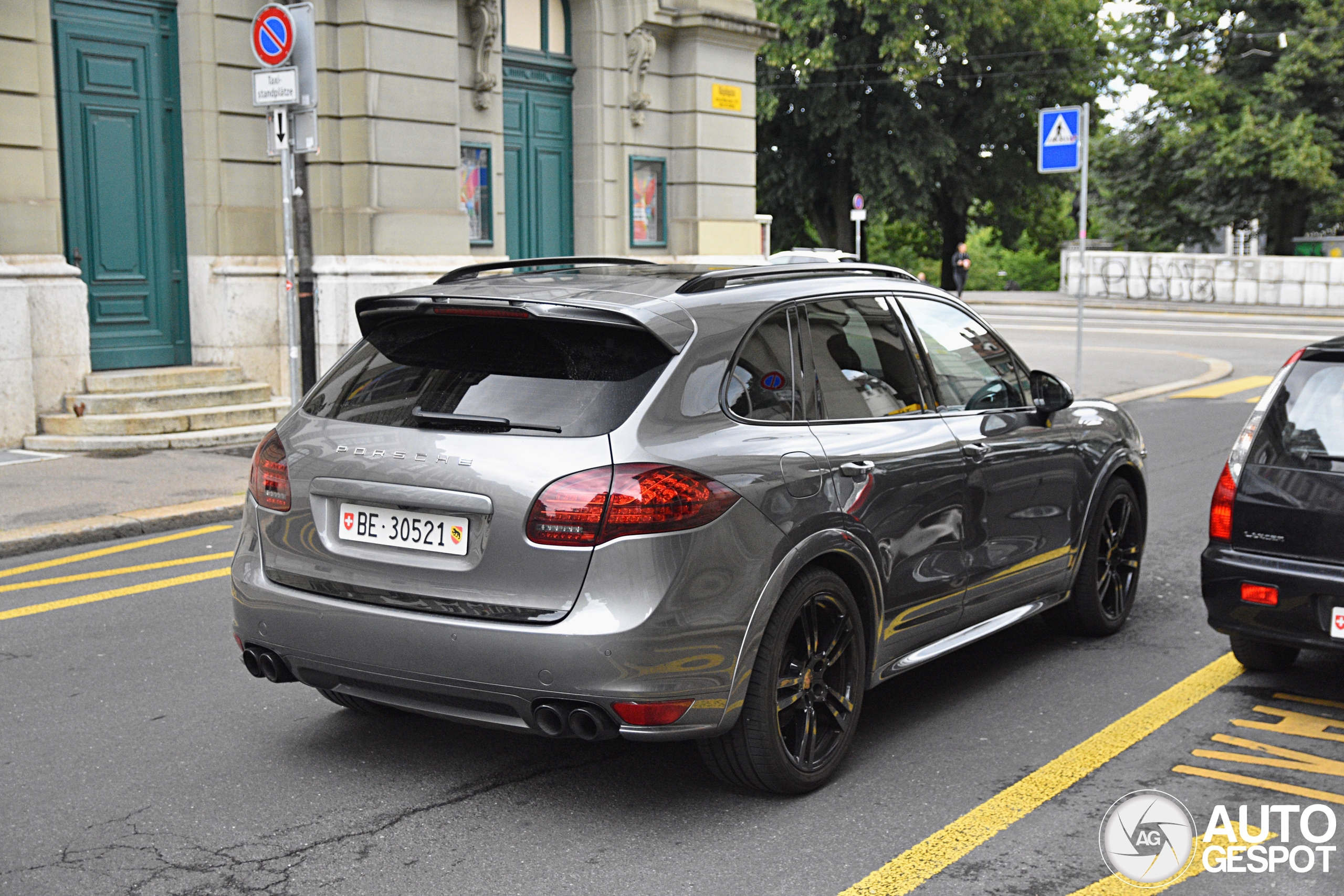 Porsche 958 Cayenne GTS