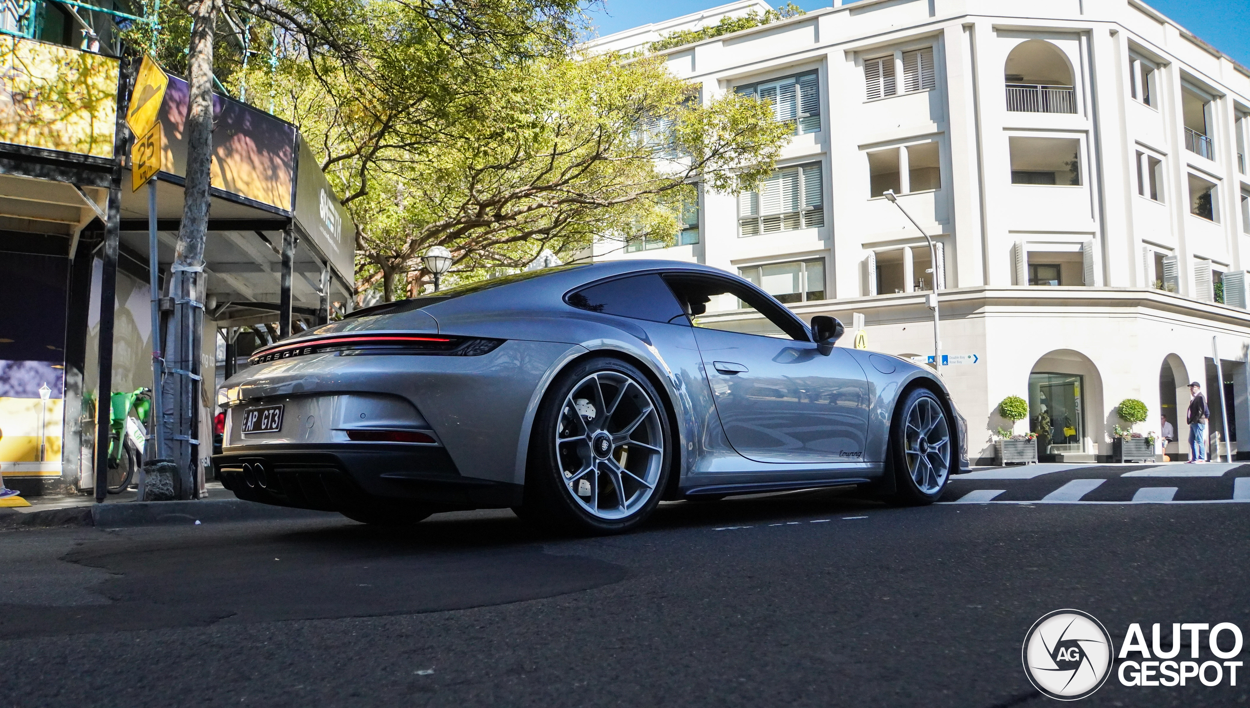 Porsche 992 GT3 Touring