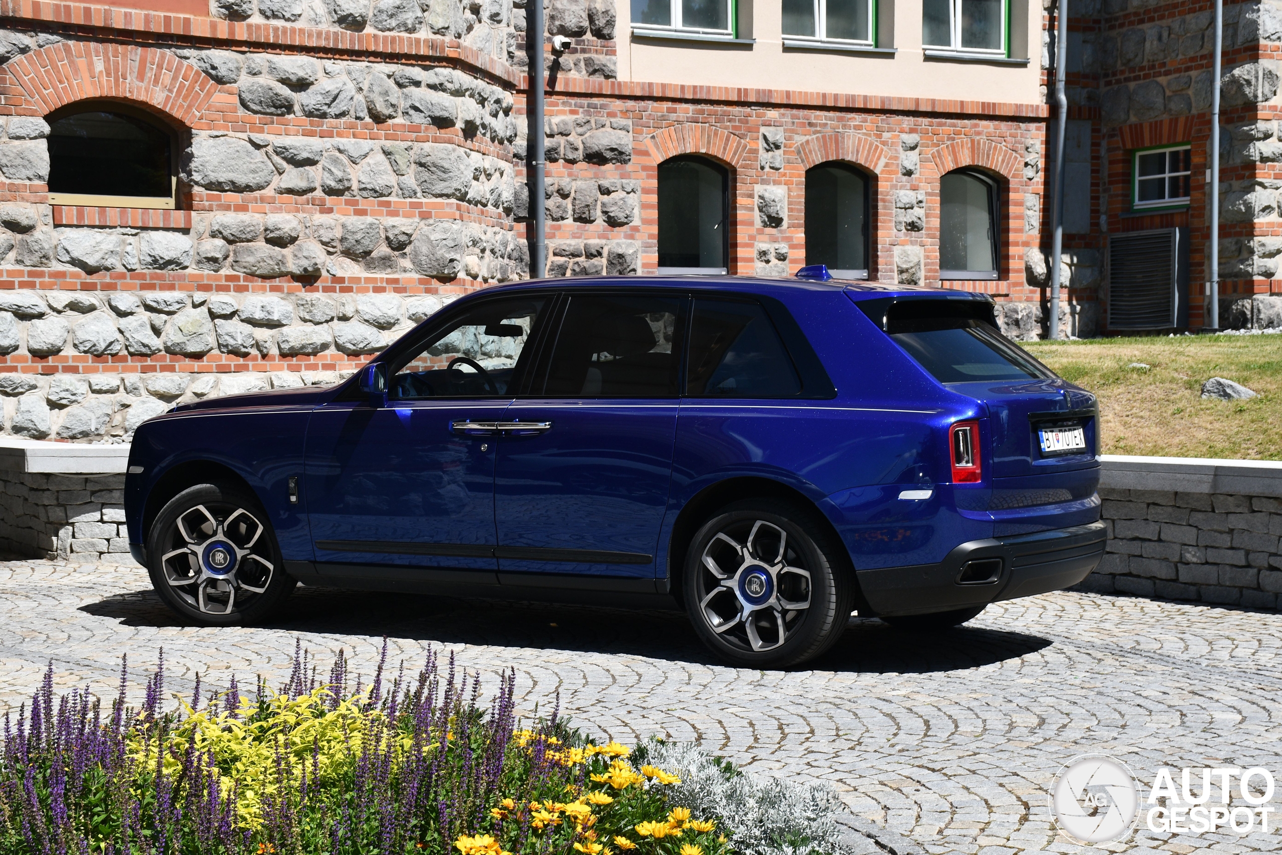 Rolls-Royce Cullinan Black Badge