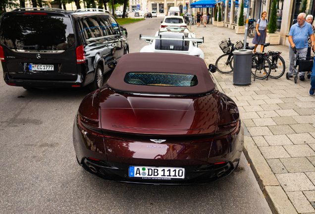 Aston Martin DB11 V8 Volante