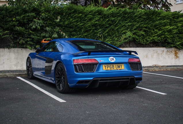 Audi R8 V10 Plus 2015