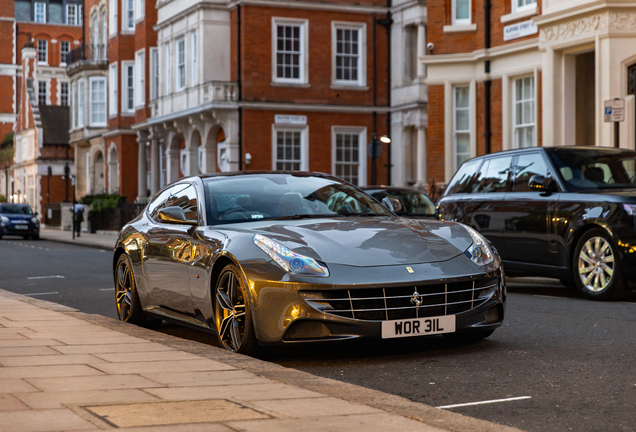 Ferrari FF