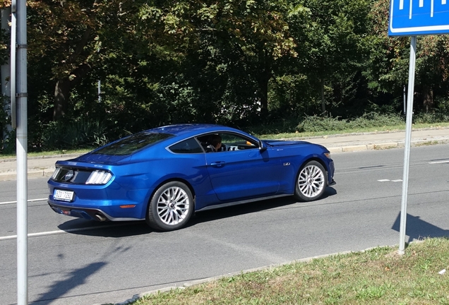 Ford Mustang GT 2015