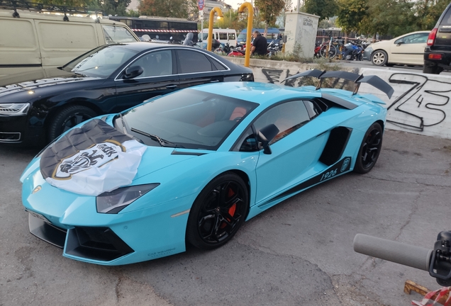 Lamborghini Aventador LP700-4