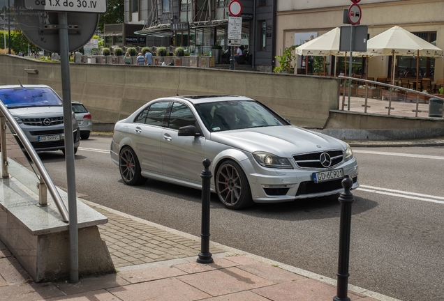 Mercedes-Benz C 63 AMG W204 2012