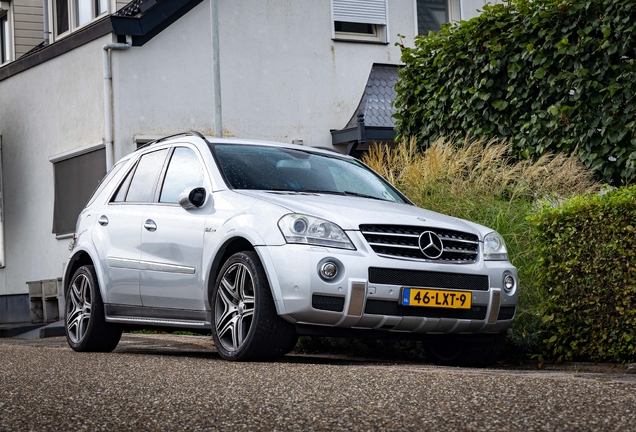 Mercedes-Benz ML 63 AMG W164