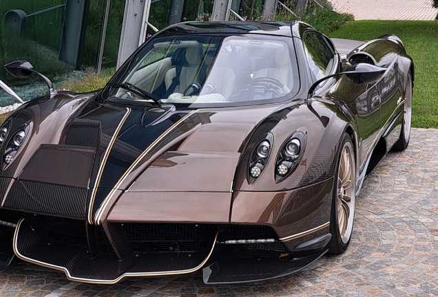 Pagani Huayra Roadster