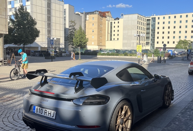 Porsche 718 Cayman GT4 RS