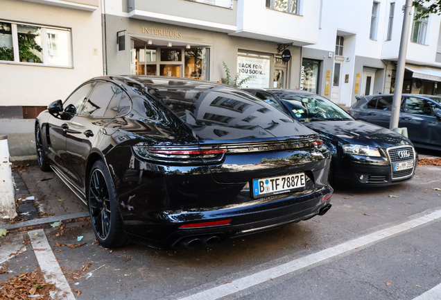 Porsche 971 Panamera Turbo S E-Hybrid