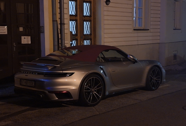 Porsche 992 Turbo S Cabriolet