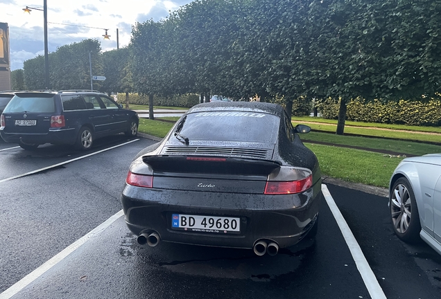 Porsche 996 Turbo